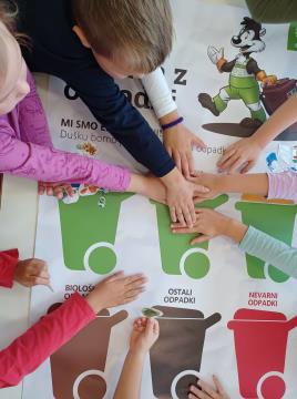 VRTEC PEKRE_zabava z odpadki2_26.9.22